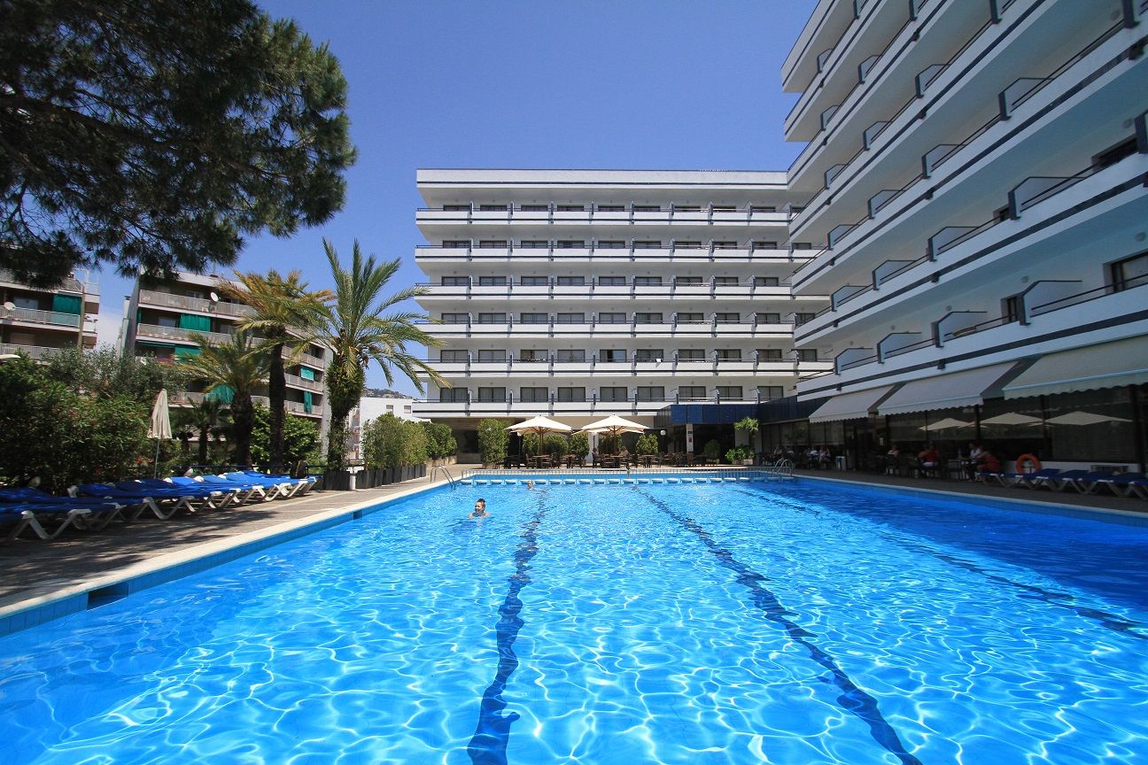Hotel Gran Garbi Mar & Aquasplash Льорет-де-Мар Экстерьер фото
